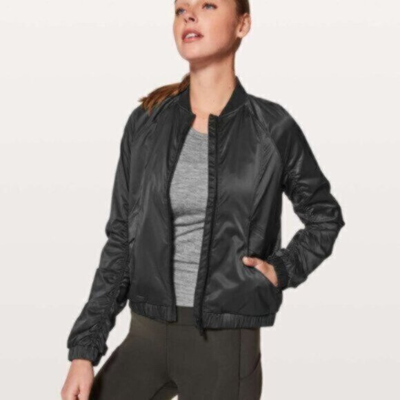 Lululemon Above the Clouds Jacket - new with tags - Picture 1 of 6